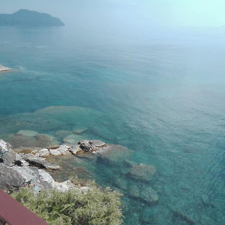 Un Tuffo In Mare Apartment Genoa Exterior photo